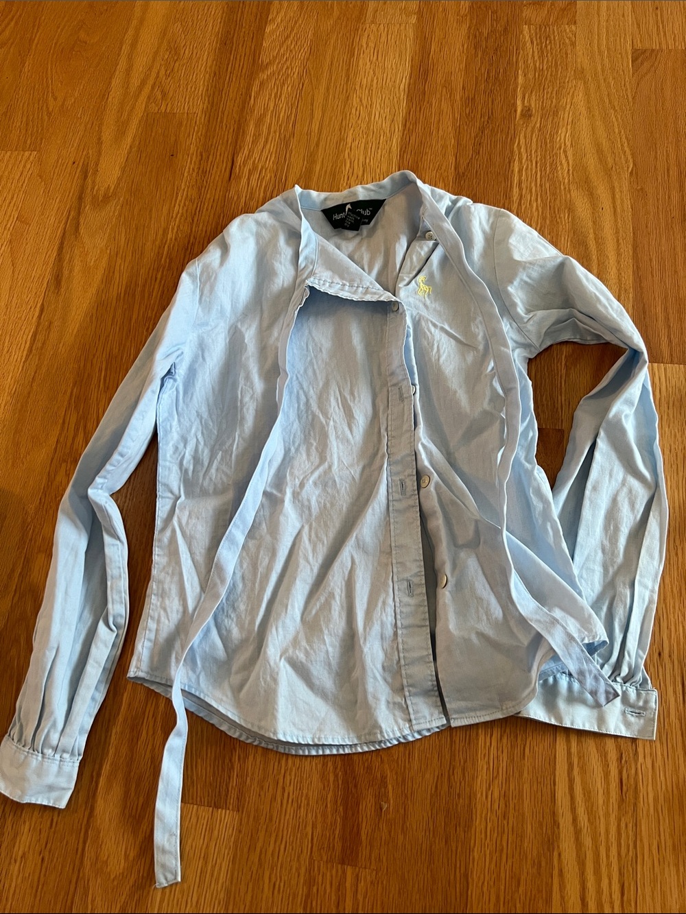 Vintage Hunt club Light Blue Shirt with Embroidered Logo girls 8